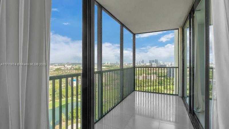 Small Image of 20301 WEST COUNTRY CLUB DR #2622, Aventura Number 29