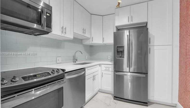 Small Image of 20301 WEST COUNTRY CLUB DR #2622, Aventura Number 32