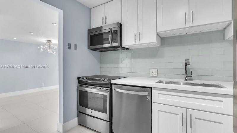 Small Image of 20301 WEST COUNTRY CLUB DR #2622, Aventura Number 33