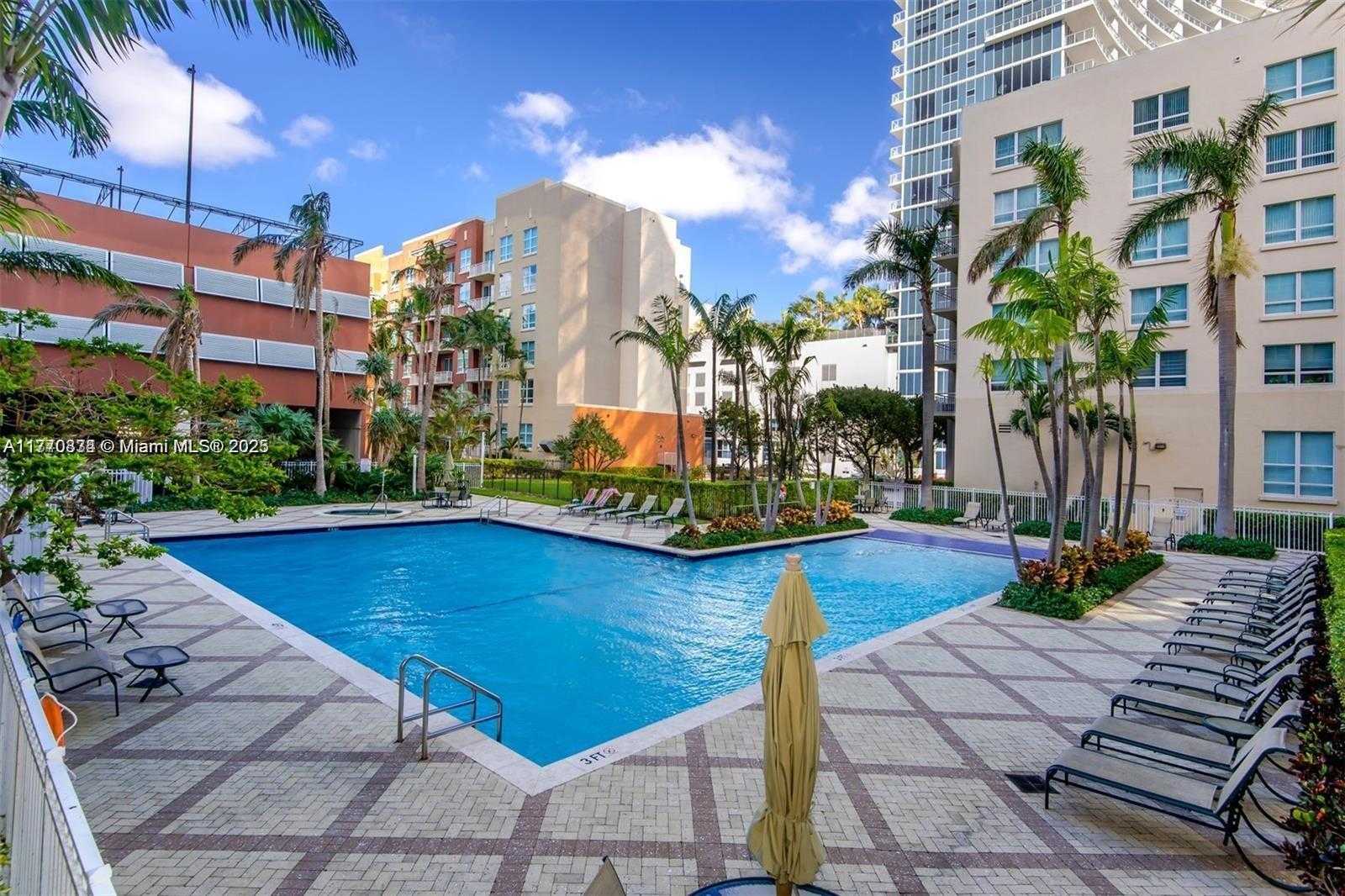 Small Image of 2000 NORTH BAYSHORE DR #616, Miami Number 16
