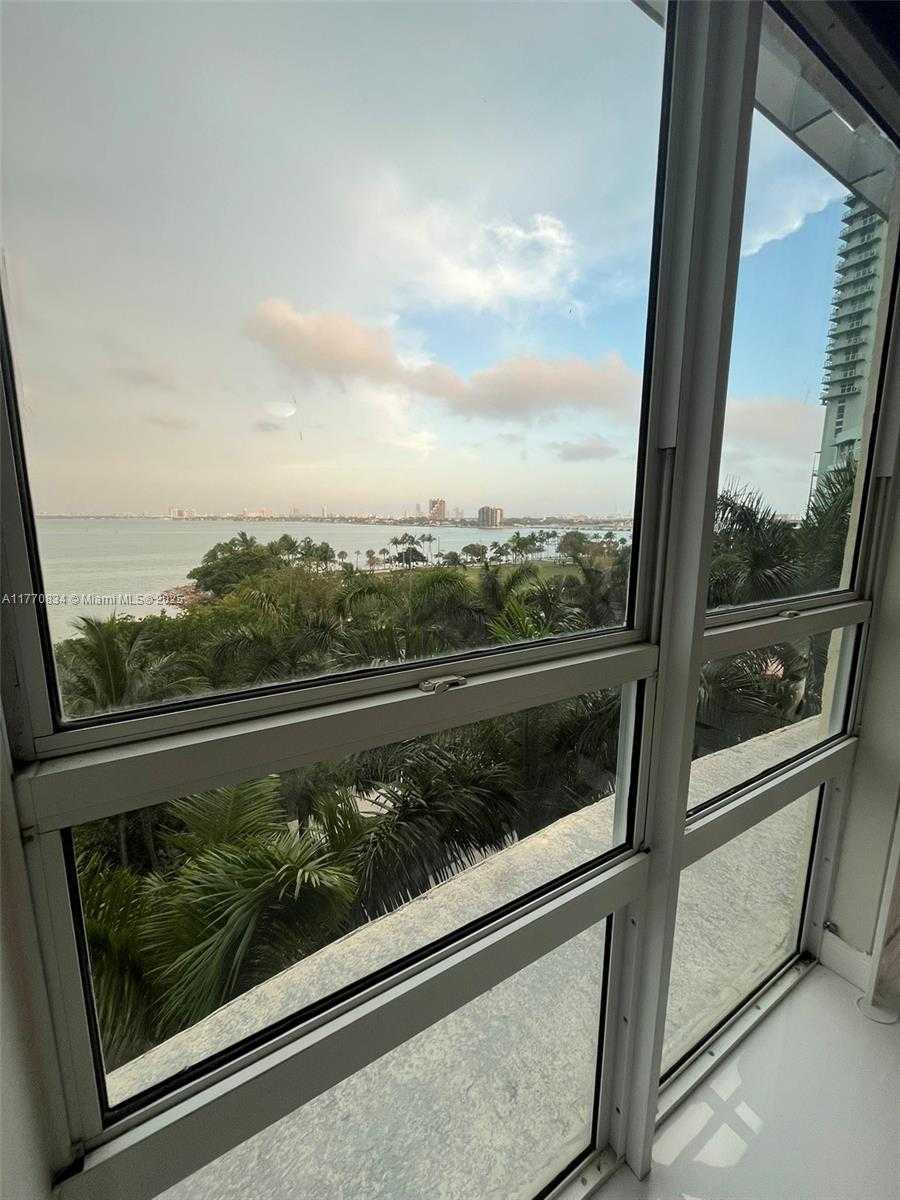 Small Image of 2000 NORTH BAYSHORE DR #616, Miami Number 2