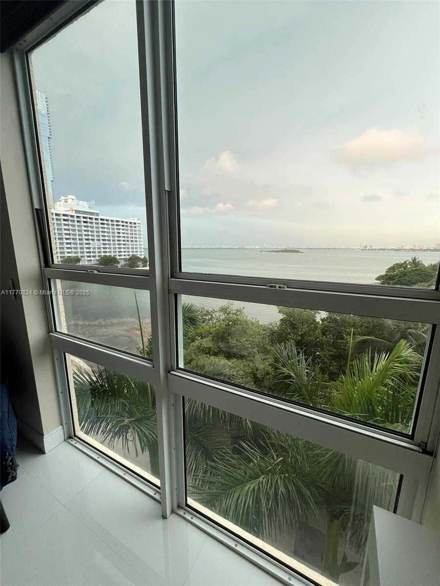 Small Image of 2000 NORTH BAYSHORE DR #616, Miami Number 4