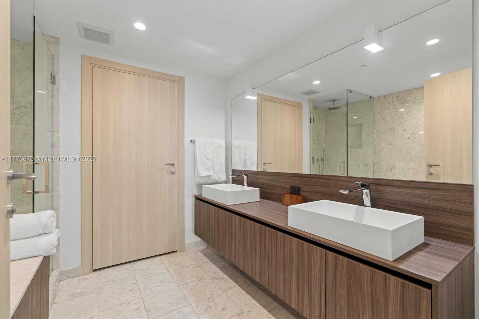 Small Image of 1000 EAST BRICKELL PLZ #3803, Miami Number 20