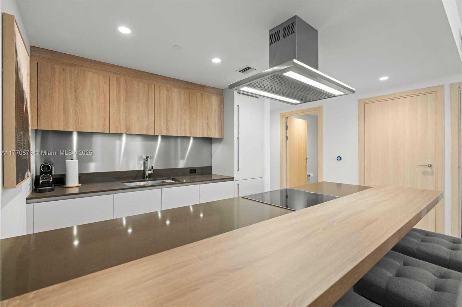 Small Image of 1000 EAST BRICKELL PLZ #3803, Miami Number 6