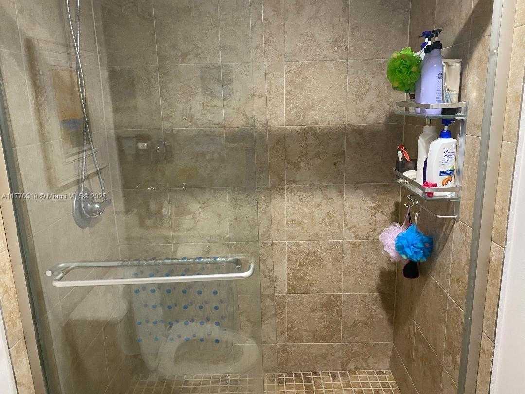 Small Image of 19390 COLLINS AVE #1423, Sunny Isles Beach Number 23