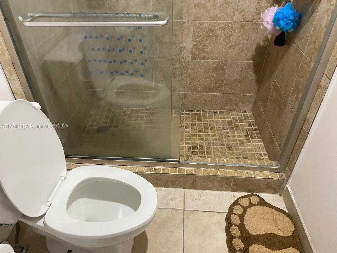 Small Image of 19390 COLLINS AVE #1423, Sunny Isles Beach Number 25