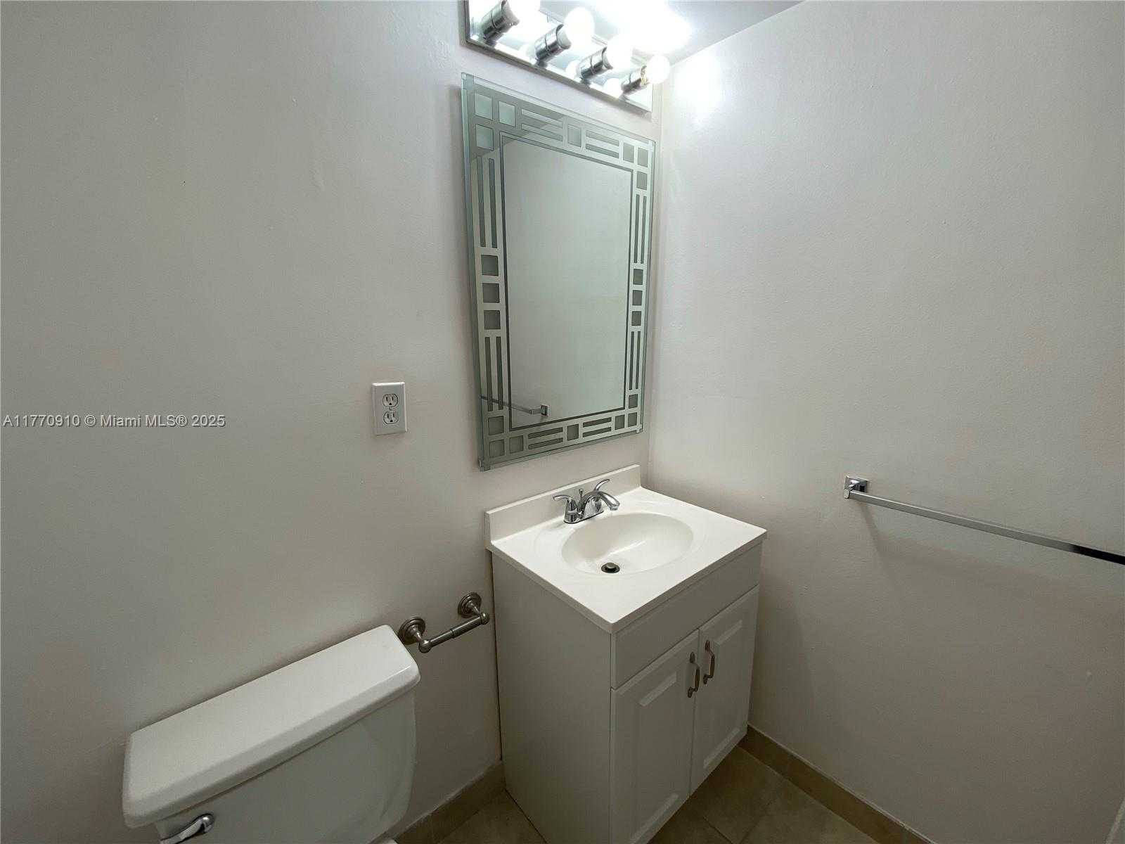 Small Image of 19390 COLLINS AVE #1423, Sunny Isles Beach Number 35