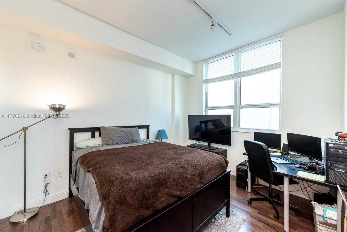 Small Image of 234 NORTH EAST 3RD ST #1502, Miami Number 9