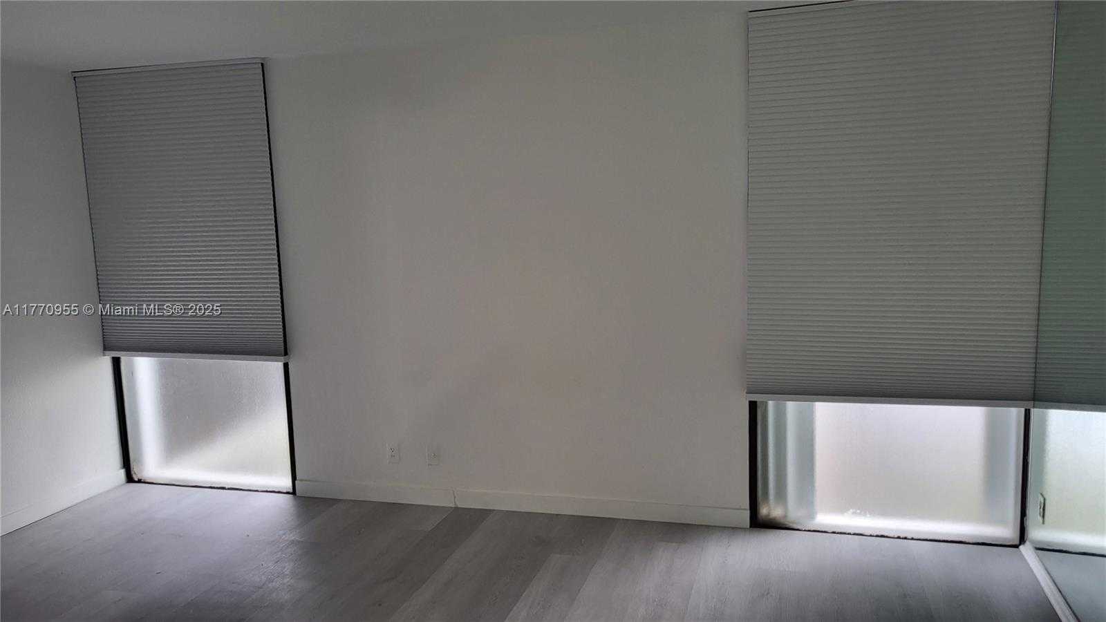 Small Image of 3401 NORTH COUNTRY CLUB DR #211, Aventura Number 12