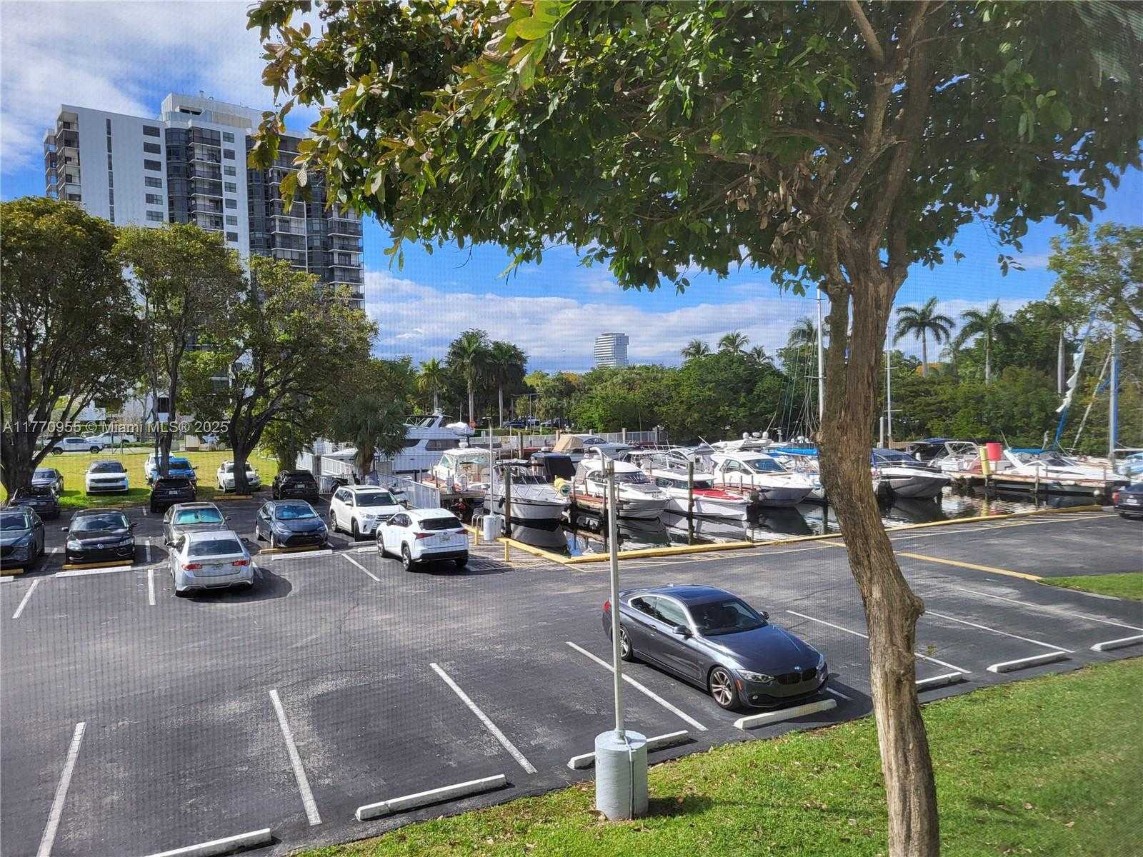 Small Image of 3401 NORTH COUNTRY CLUB DR #211, Aventura Number 14