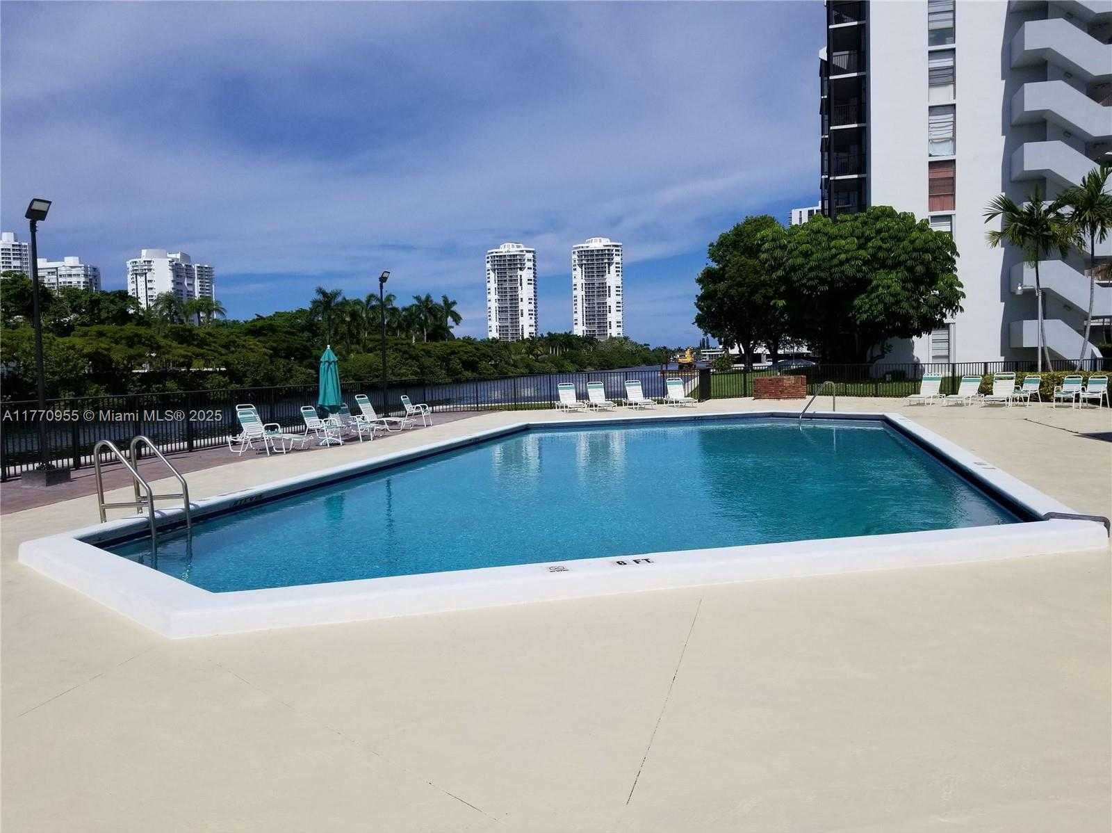 Small Image of 3401 NORTH COUNTRY CLUB DR #211, Aventura Number 28