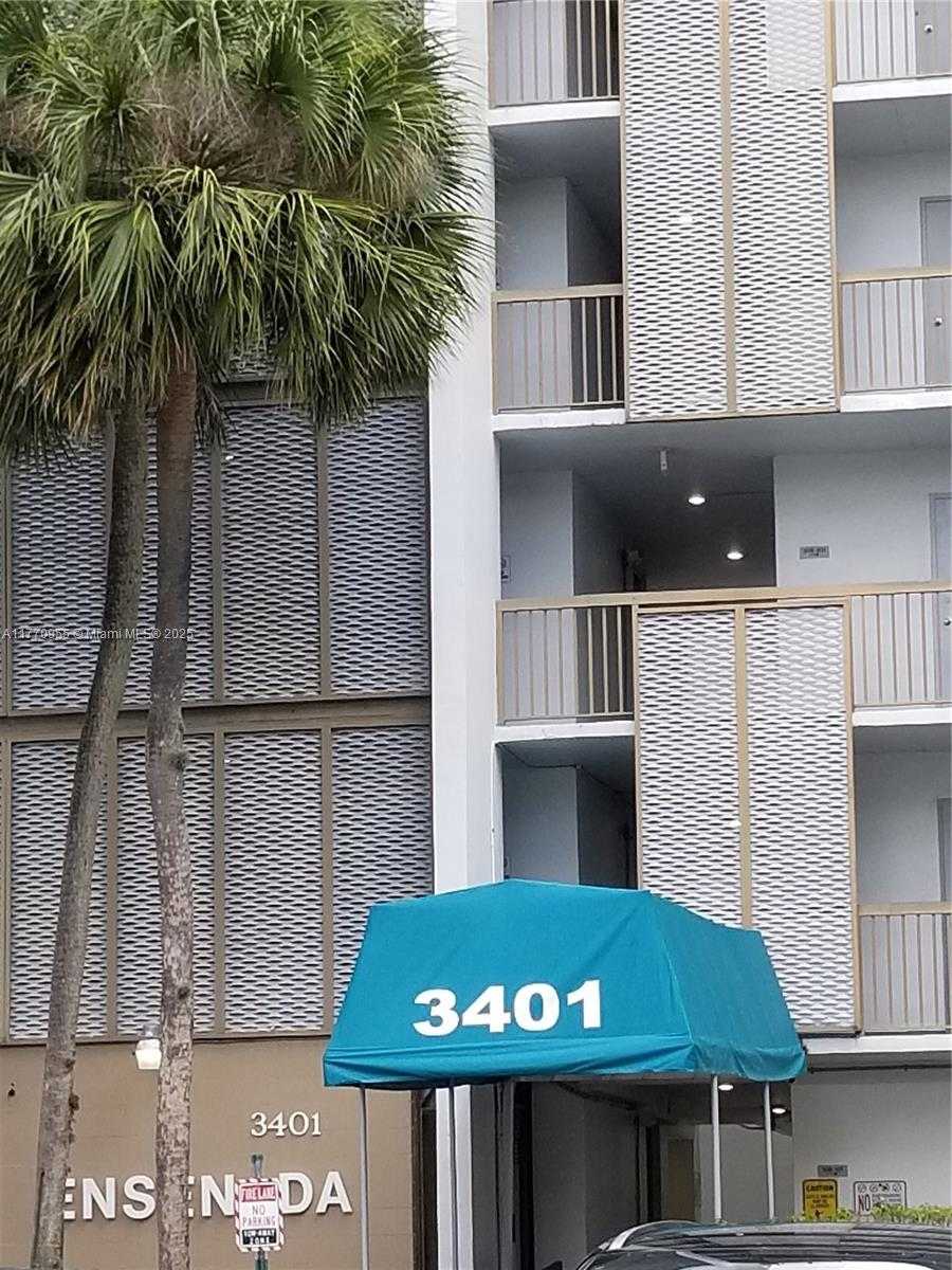 Small Image of 3401 NORTH COUNTRY CLUB DR #211, Aventura Number 4