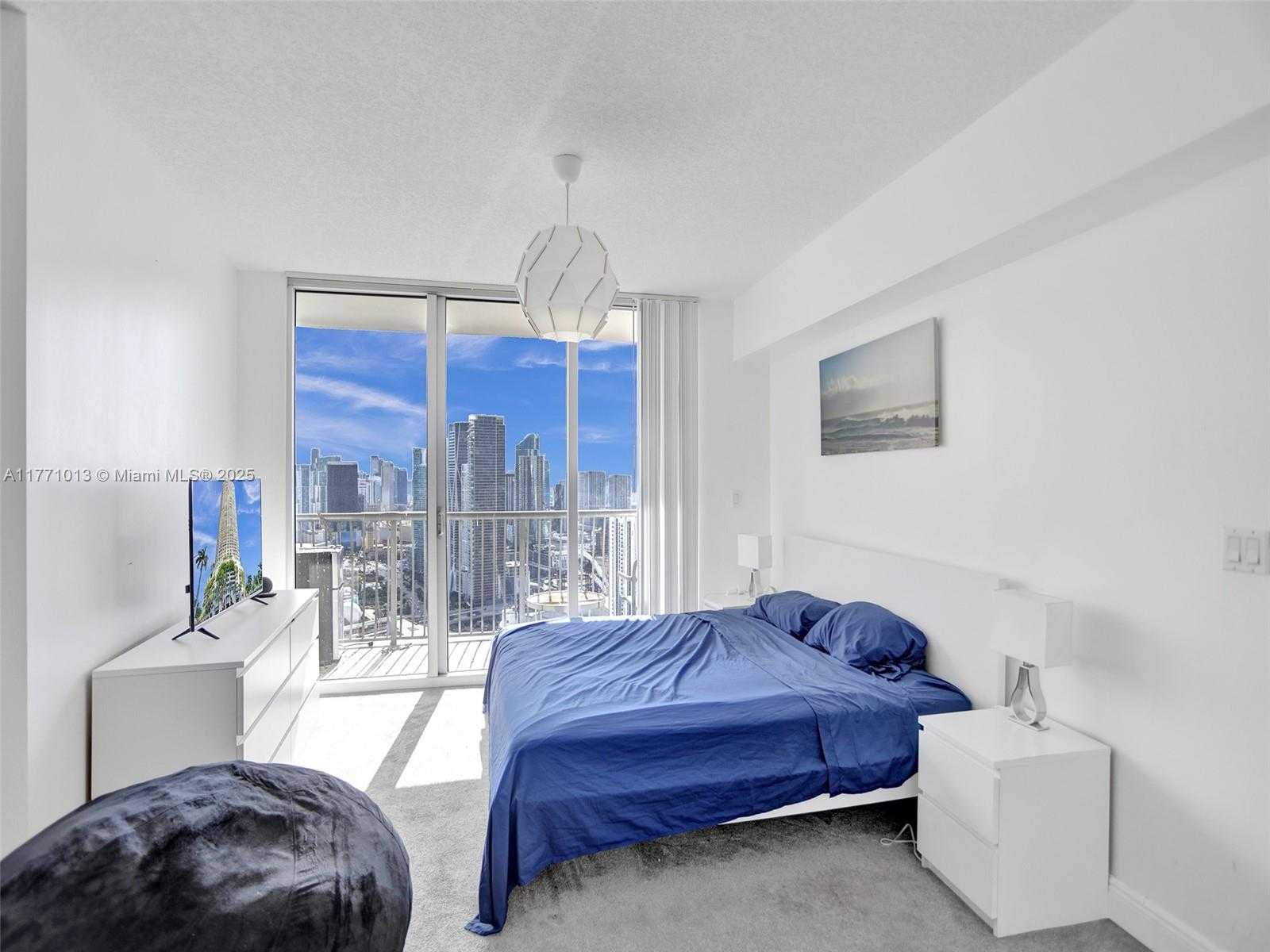 Small Image of 1750 NORTH BAYSHORE DR #PH5412, Miami Number 12