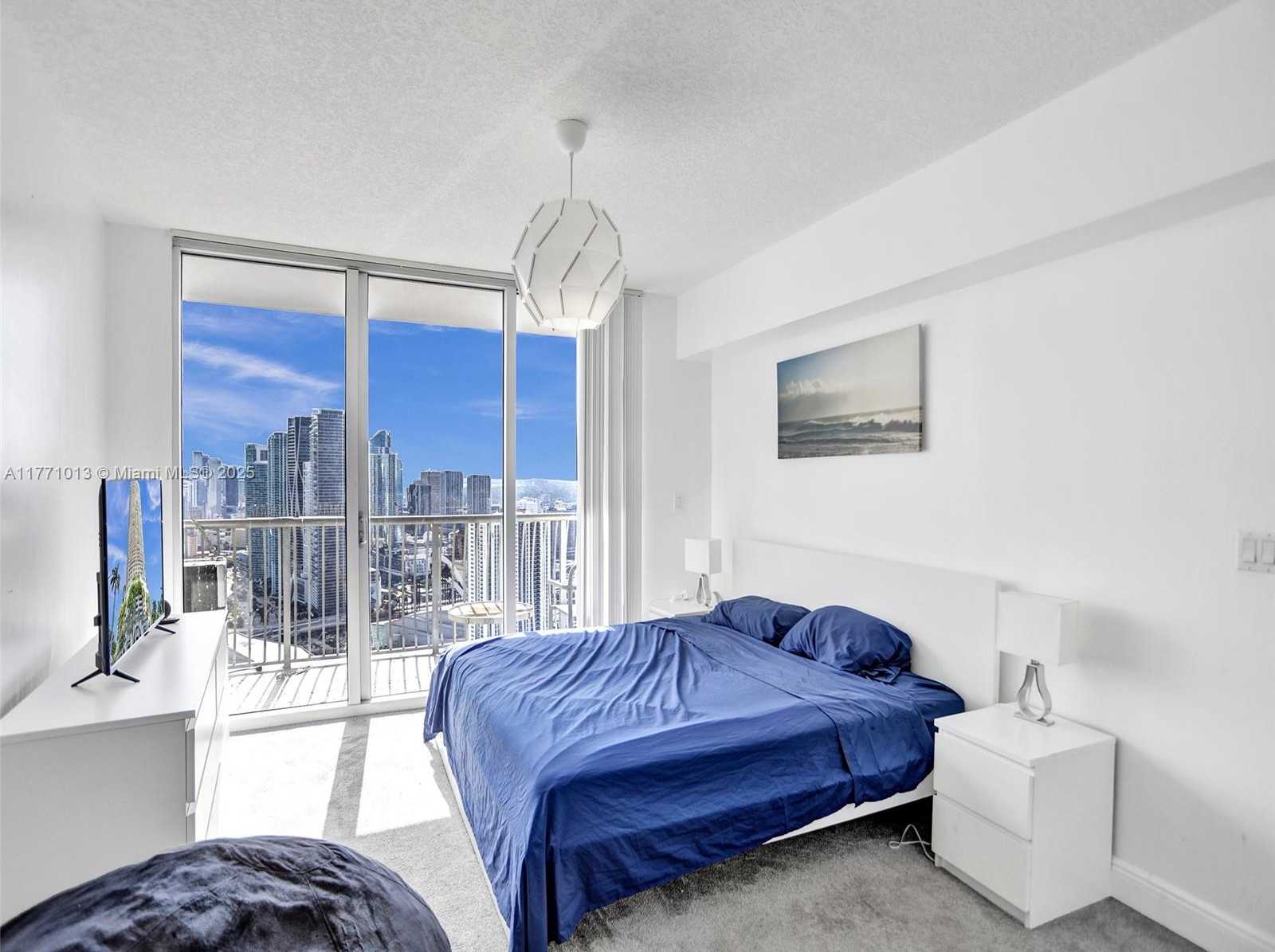 Small Image of 1750 NORTH BAYSHORE DR #PH5412, Miami Number 13