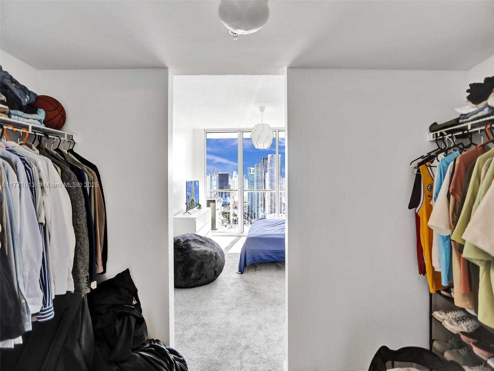 Small Image of 1750 NORTH BAYSHORE DR #PH5412, Miami Number 16