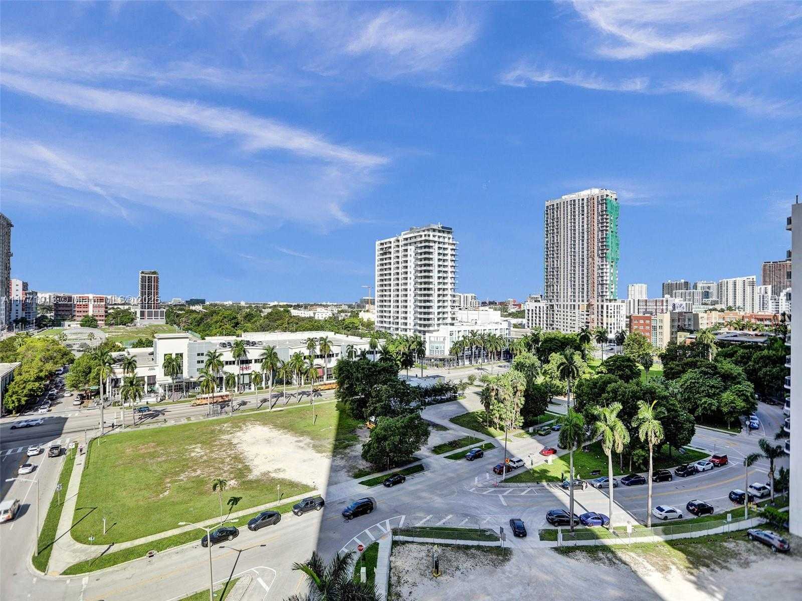 Small Image of 1750 NORTH BAYSHORE DR #PH5412, Miami Number 24
