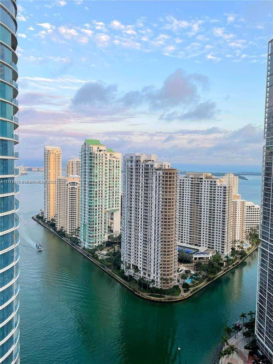Small Image of 200 BISCAYNE BOULEVARD WAY #3803, Miami Number 4
