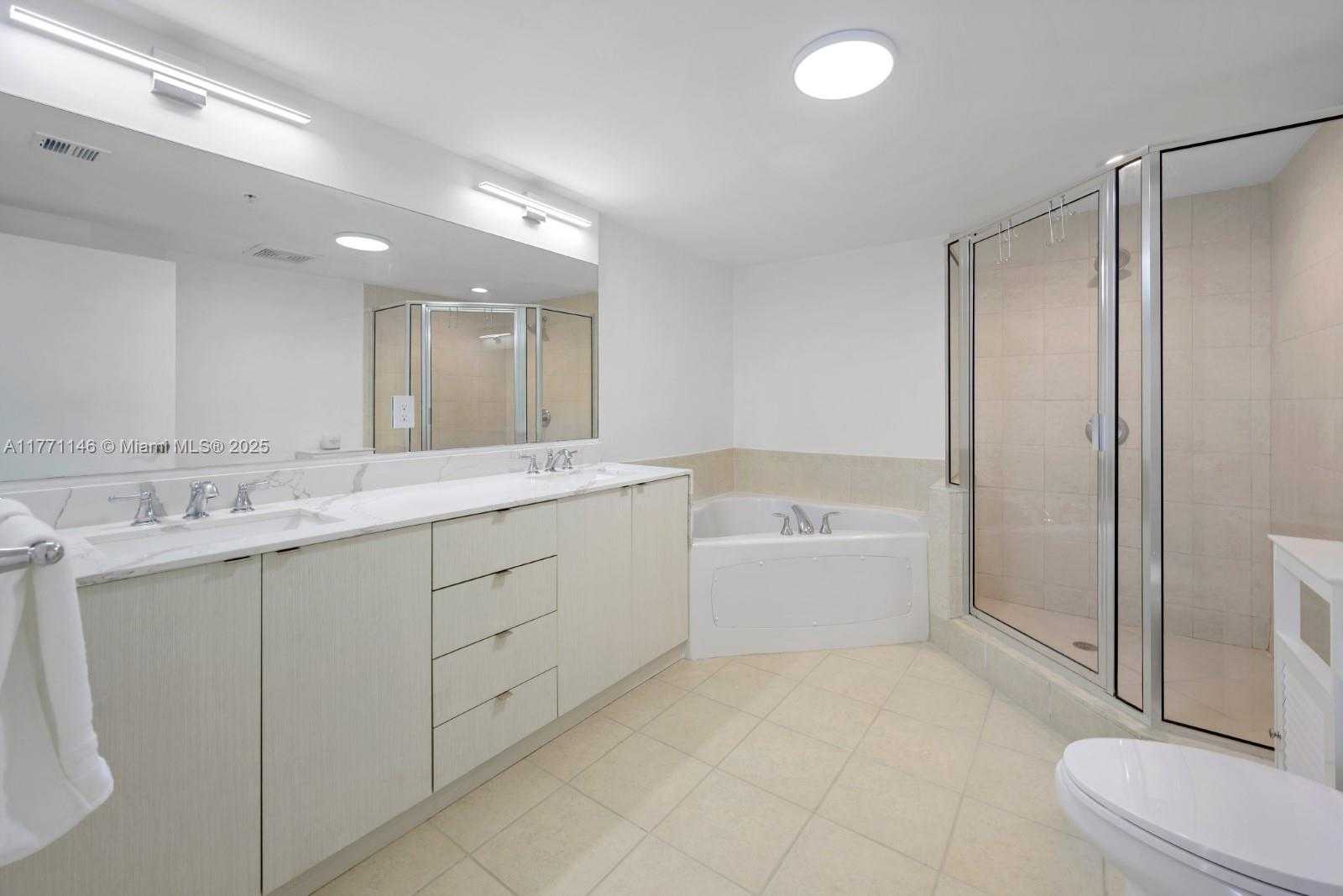 Small Image of 16699 COLLINS AVE #3306, Sunny Isles Beach Number 13