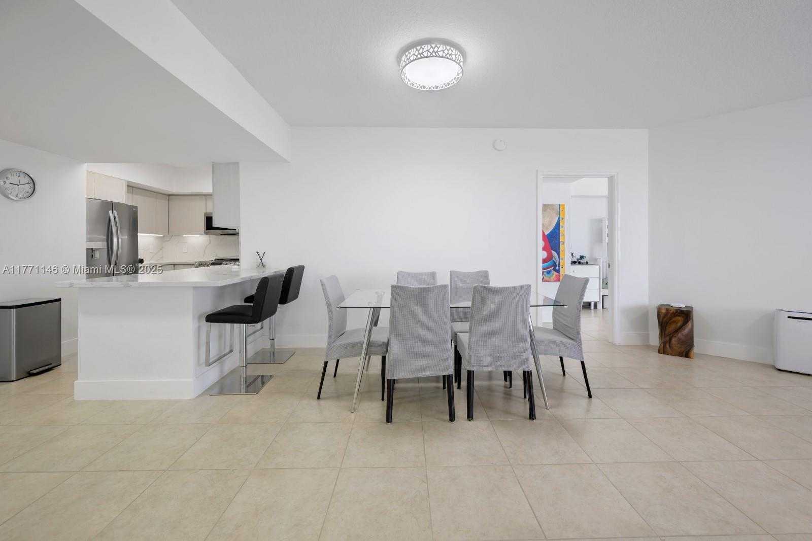 Small Image of 16699 COLLINS AVE #3306, Sunny Isles Beach Number 4