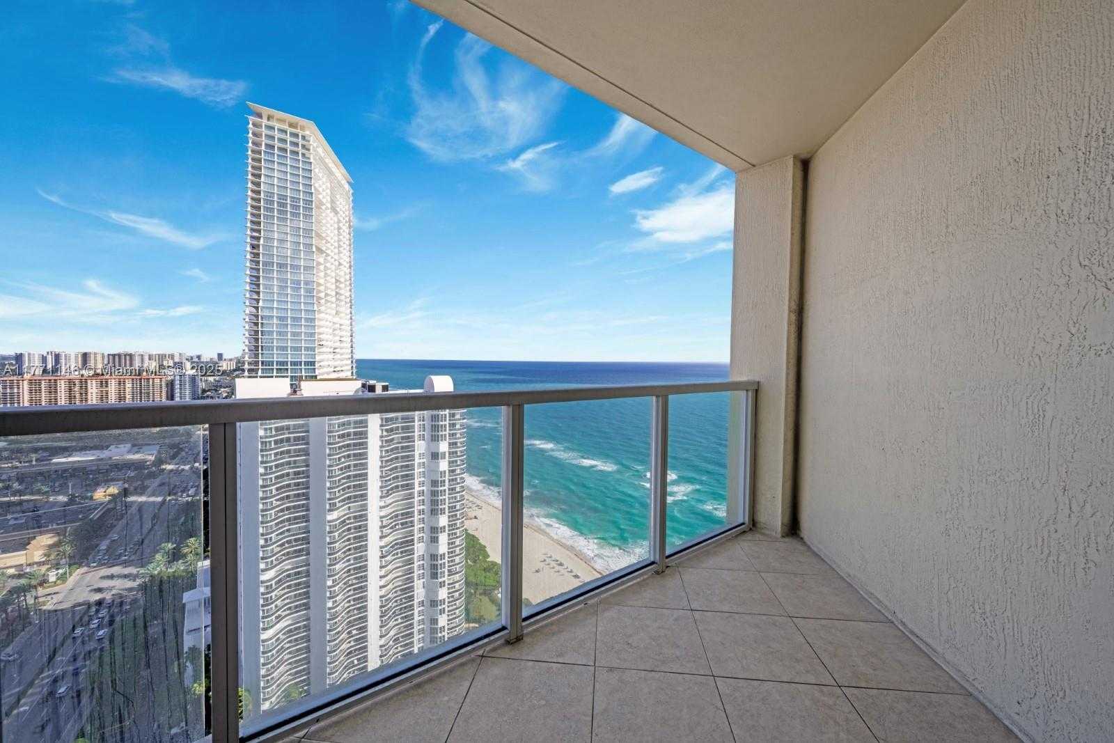 Small Image of 16699 COLLINS AVE #3306, Sunny Isles Beach Number 5