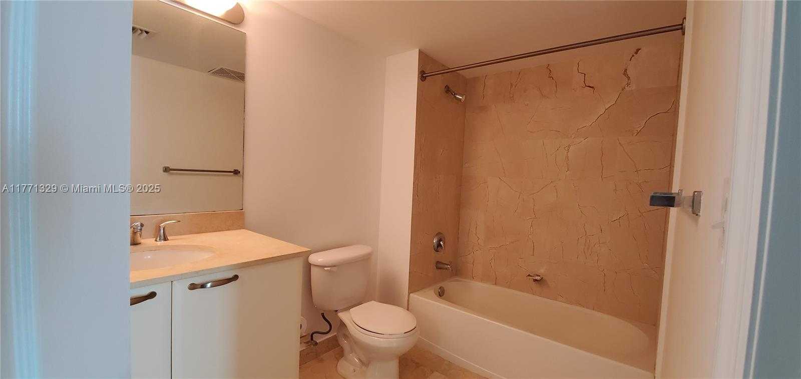 Small Image of 2101 BRICKELL AVE #1808, Miami Number 8