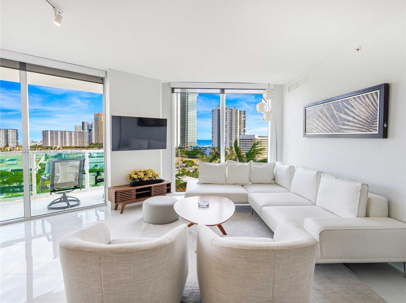 Small Image of 200 Sunny Isles Blvd, Sunny Isles Beach, FL 33160, USA Number 4