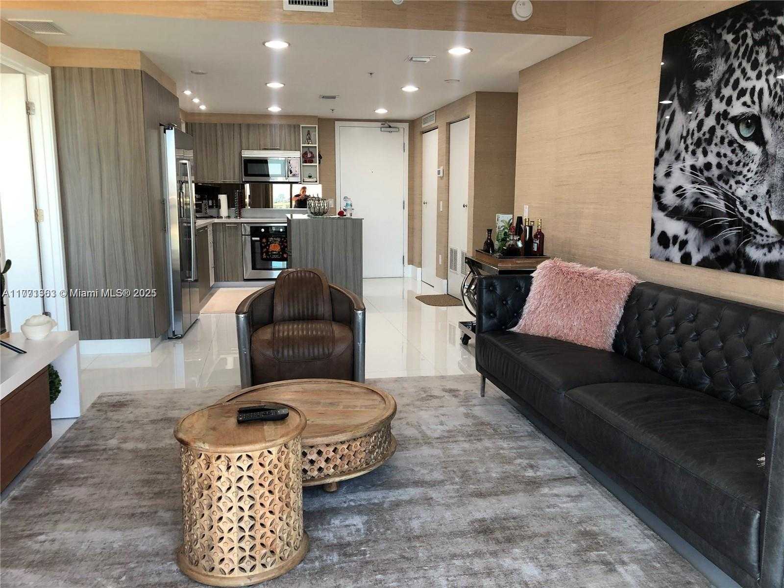 Small Image of 6700 INDIAN CREEK DR #904, Miami Beach Number 21