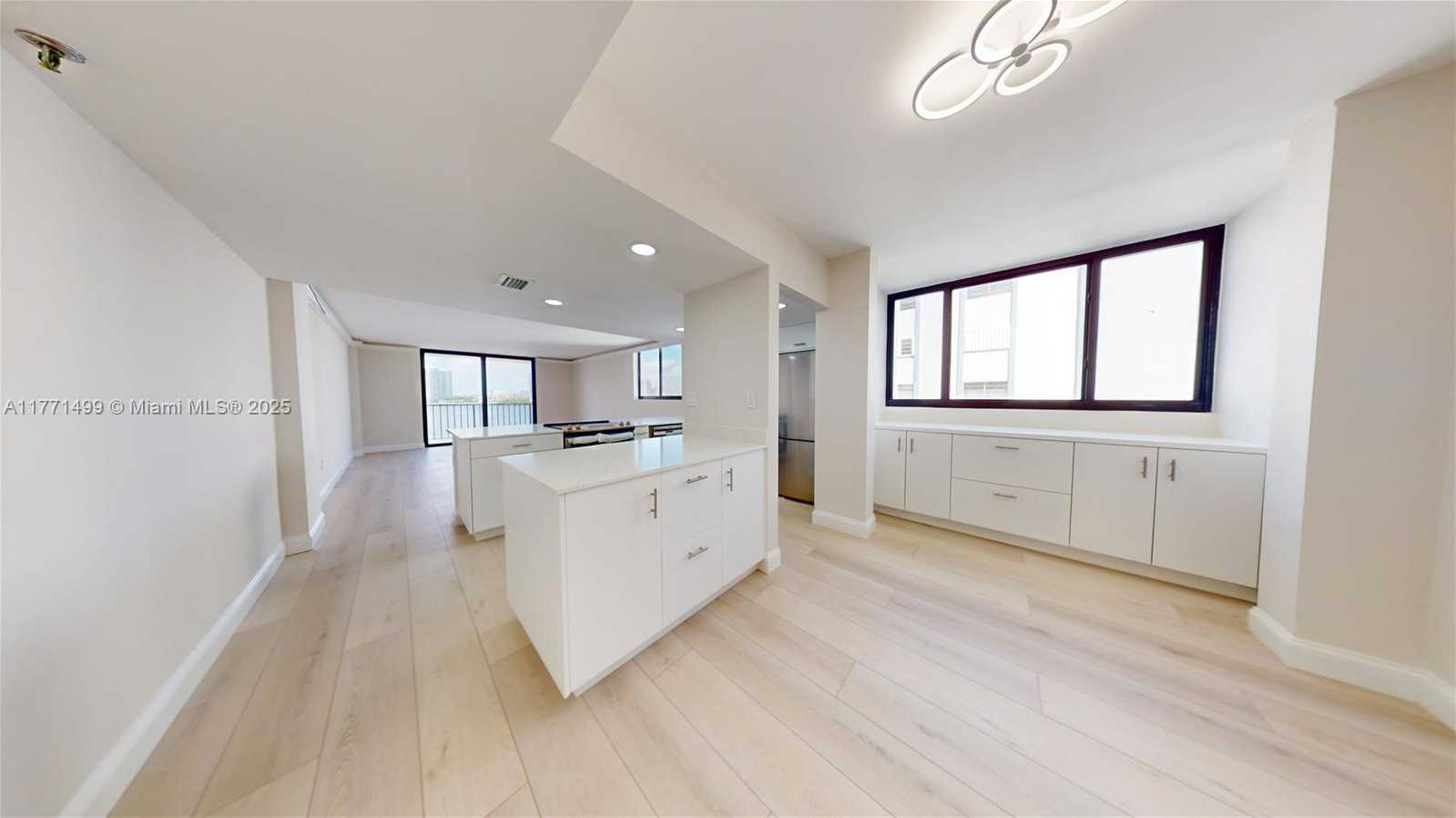 Small Image of 17878 NORTH BAY RD #407, Sunny Isles Beach Number 11