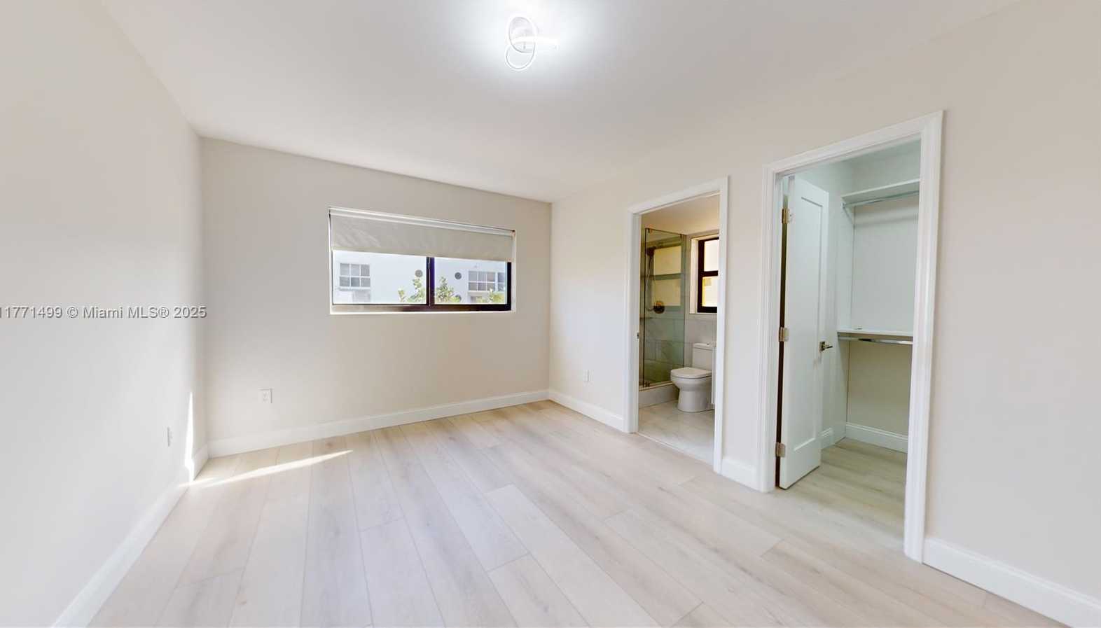 Small Image of 17878 NORTH BAY RD #407, Sunny Isles Beach Number 21