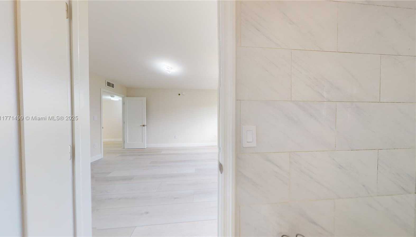Small Image of 17878 NORTH BAY RD #407, Sunny Isles Beach Number 31
