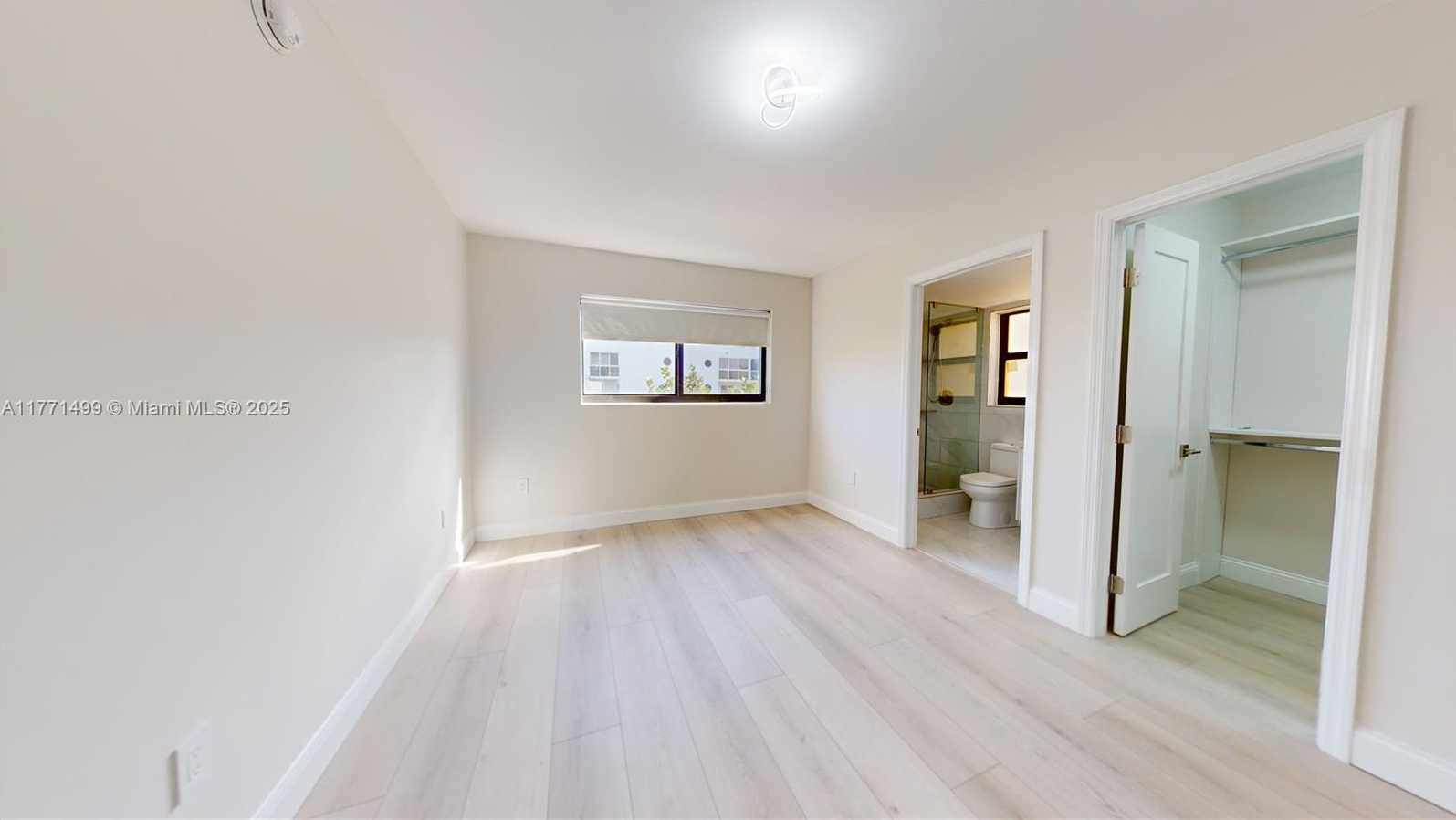 Small Image of 17878 NORTH BAY RD #407, Sunny Isles Beach Number 35
