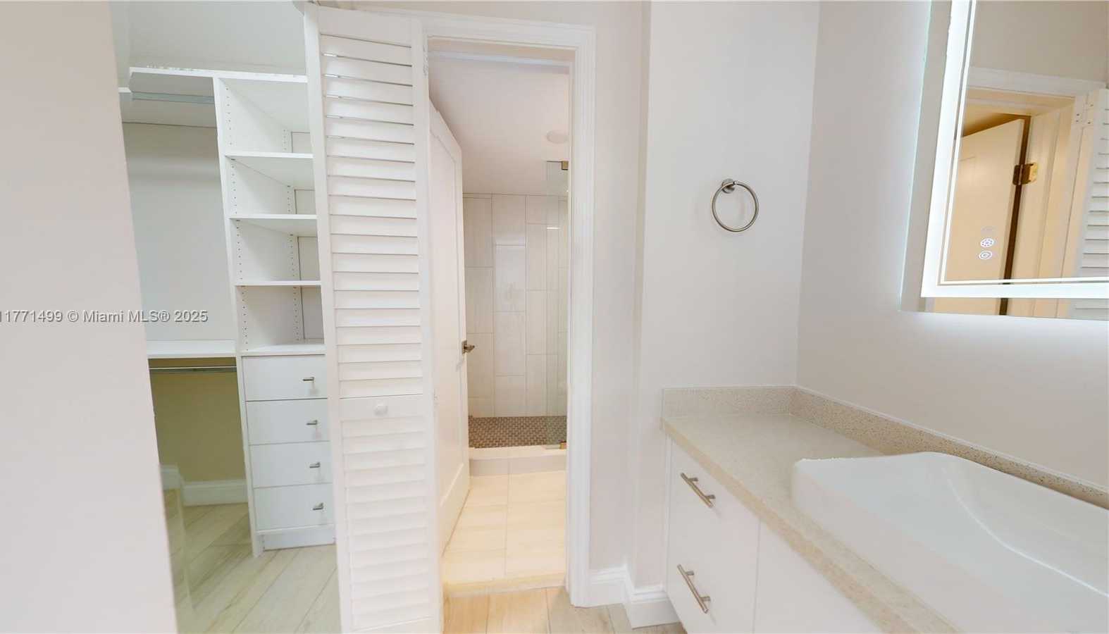 Small Image of 17878 NORTH BAY RD #407, Sunny Isles Beach Number 39