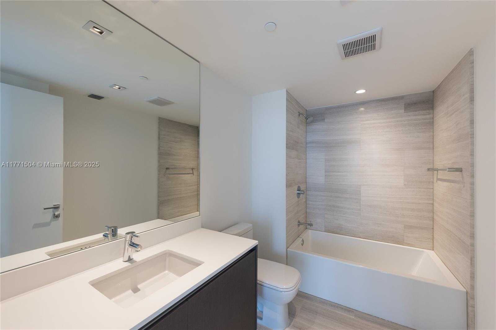 Small Image of 1451 BRICKELL AVE #2103, Miami Number 11