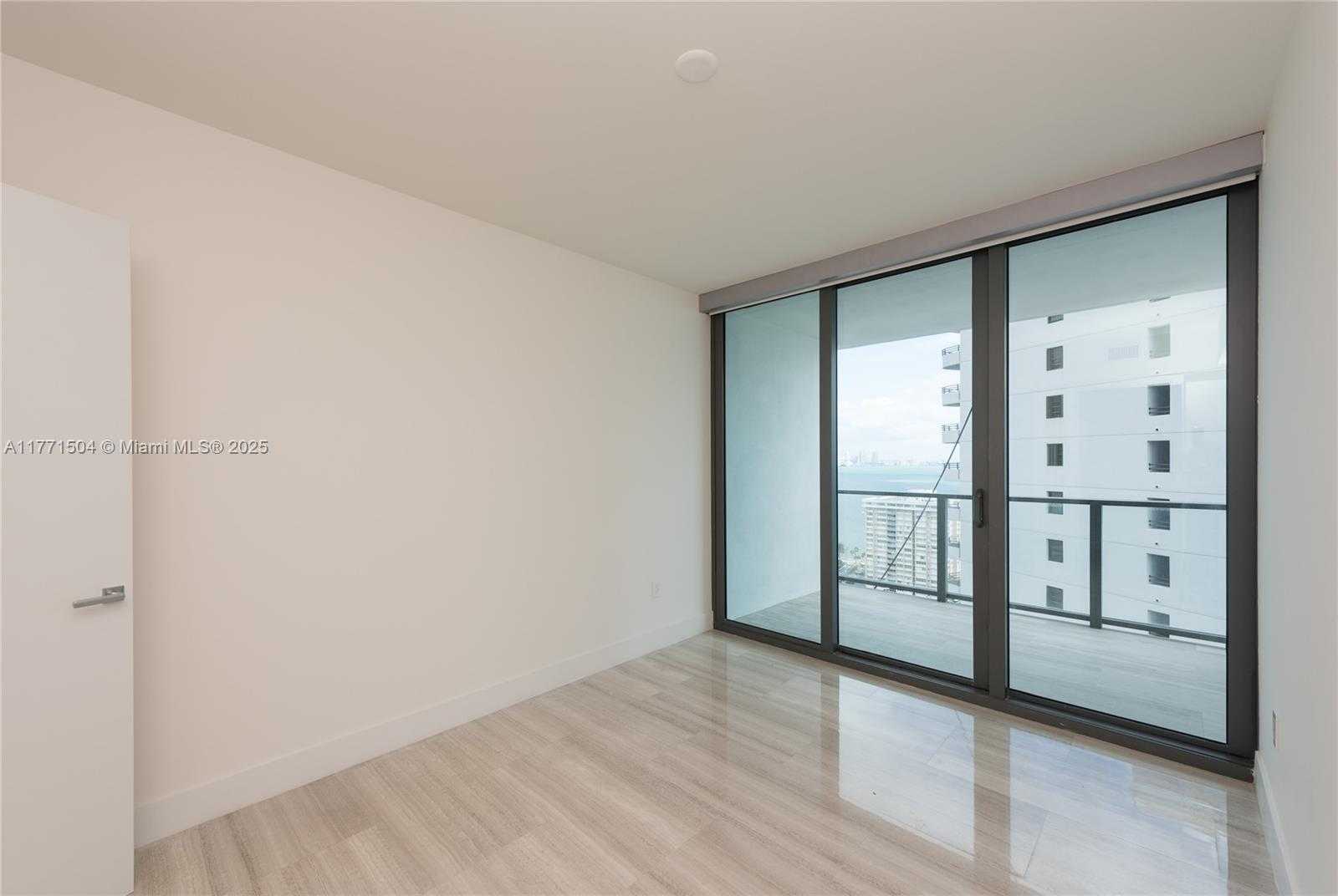 Small Image of 1451 BRICKELL AVE #2103, Miami Number 8