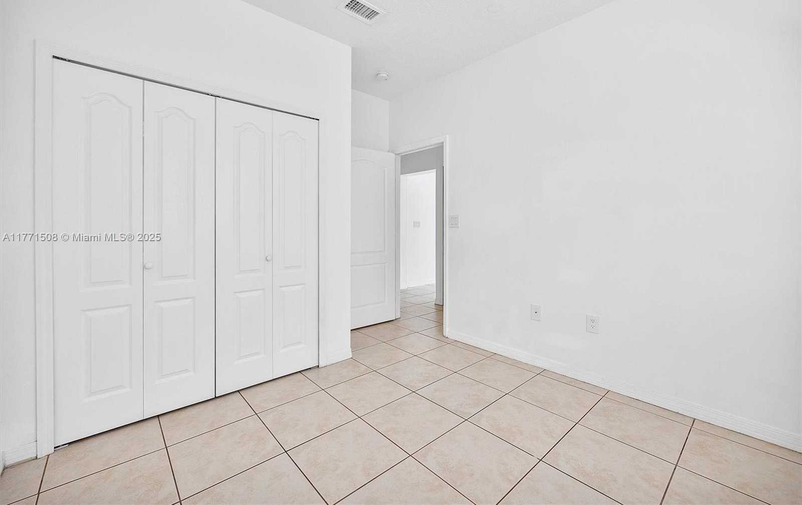 Small Image of 6161 SOUTH WEST 157TH PL, Miami Number 16