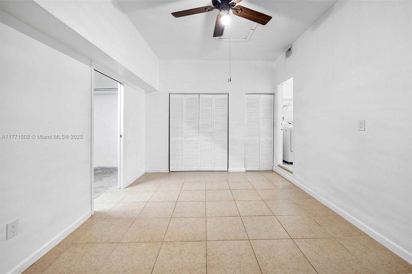 Small Image of 6161 SOUTH WEST 157TH PL, Miami Number 19