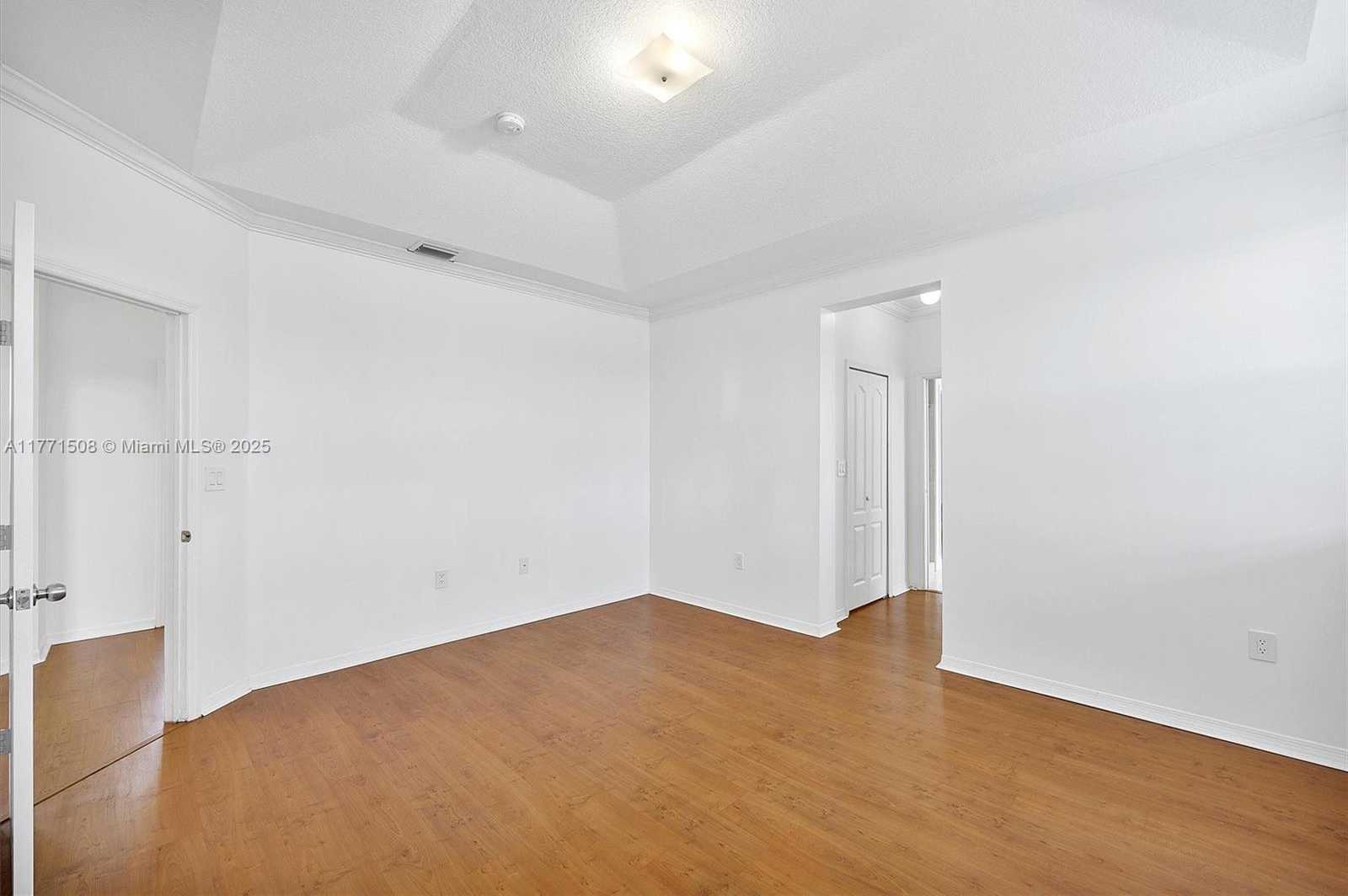 Small Image of 6161 SOUTH WEST 157TH PL, Miami Number 22