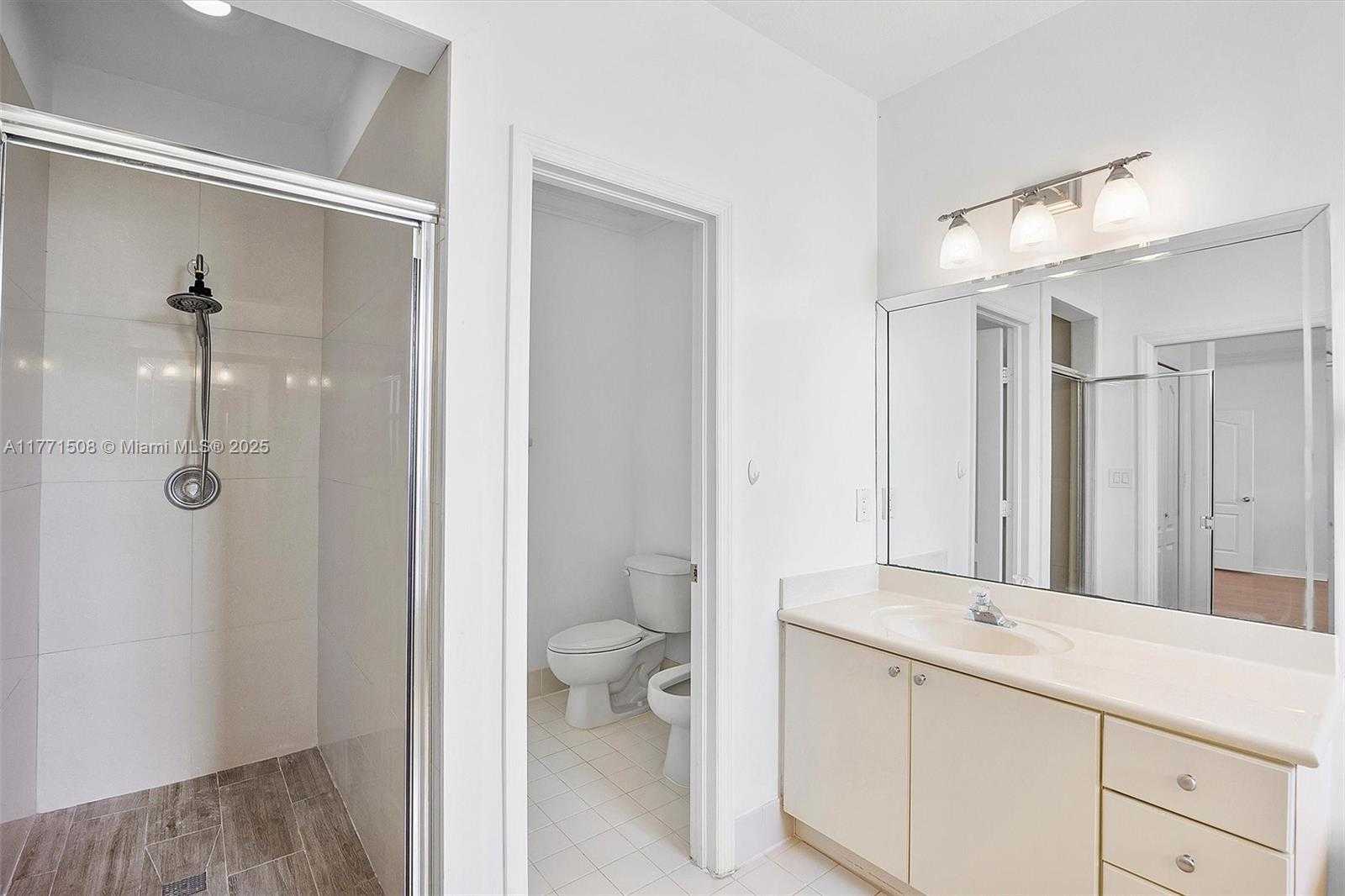 Small Image of 6161 SOUTH WEST 157TH PL, Miami Number 27
