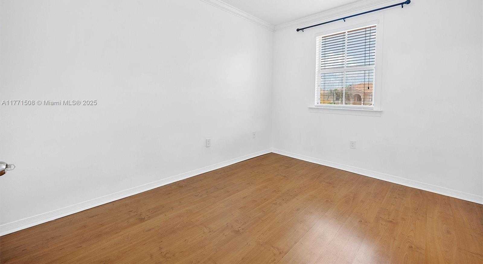 Small Image of 6161 SOUTH WEST 157TH PL, Miami Number 31