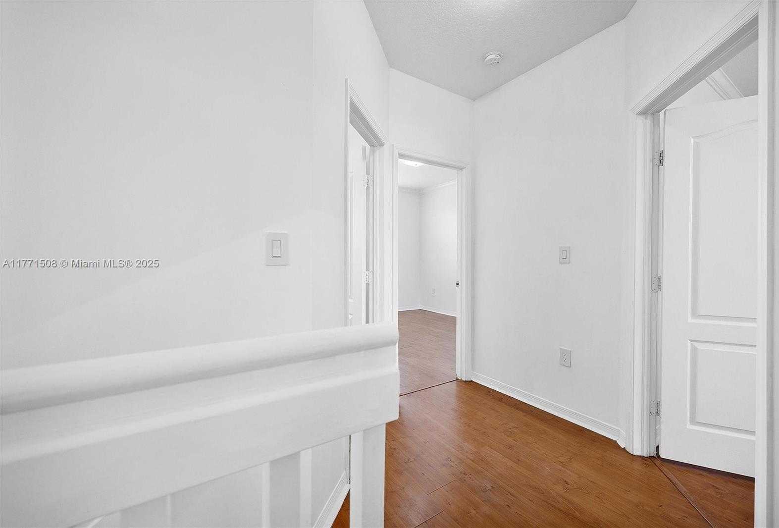Small Image of 6161 SOUTH WEST 157TH PL, Miami Number 33