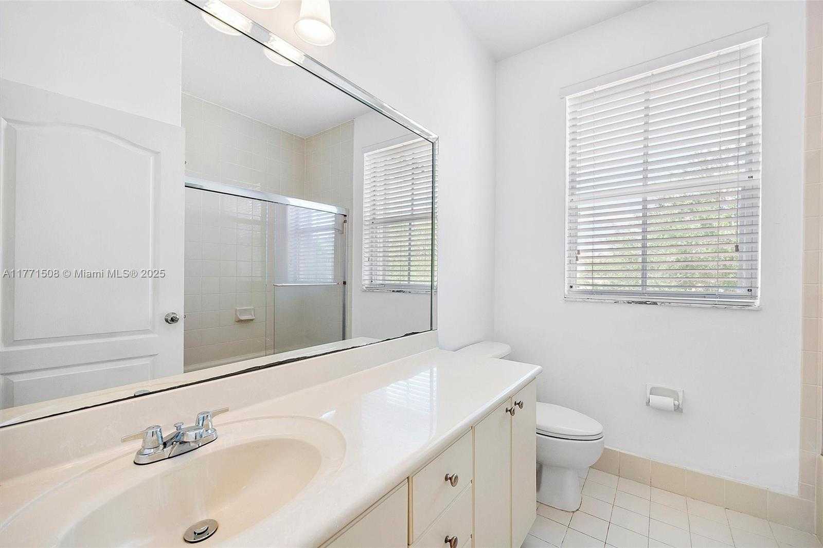 Small Image of 6161 SOUTH WEST 157TH PL, Miami Number 34