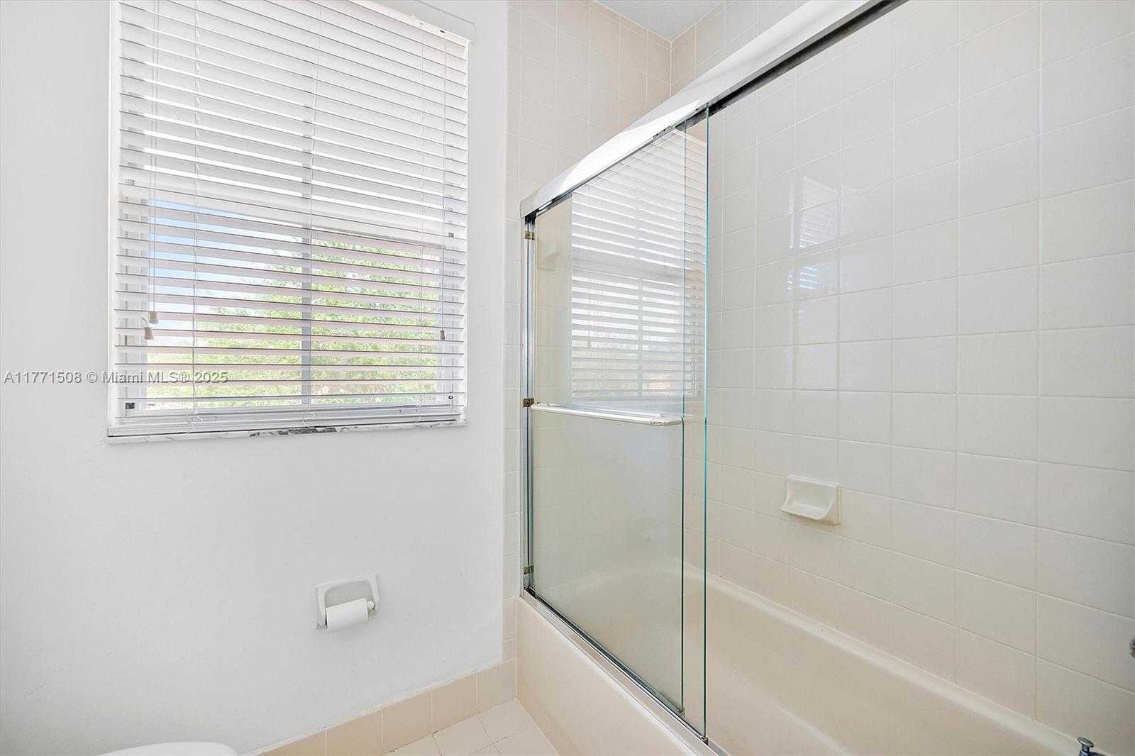 Small Image of 6161 SOUTH WEST 157TH PL, Miami Number 35