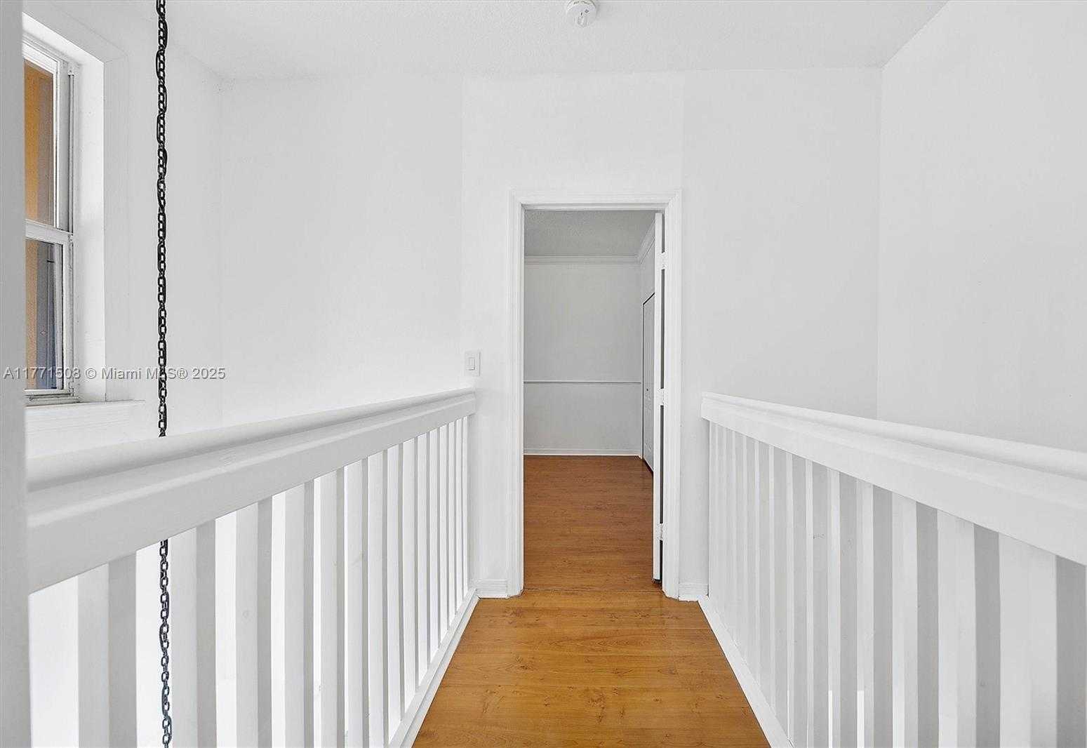 Small Image of 6161 SOUTH WEST 157TH PL, Miami Number 36