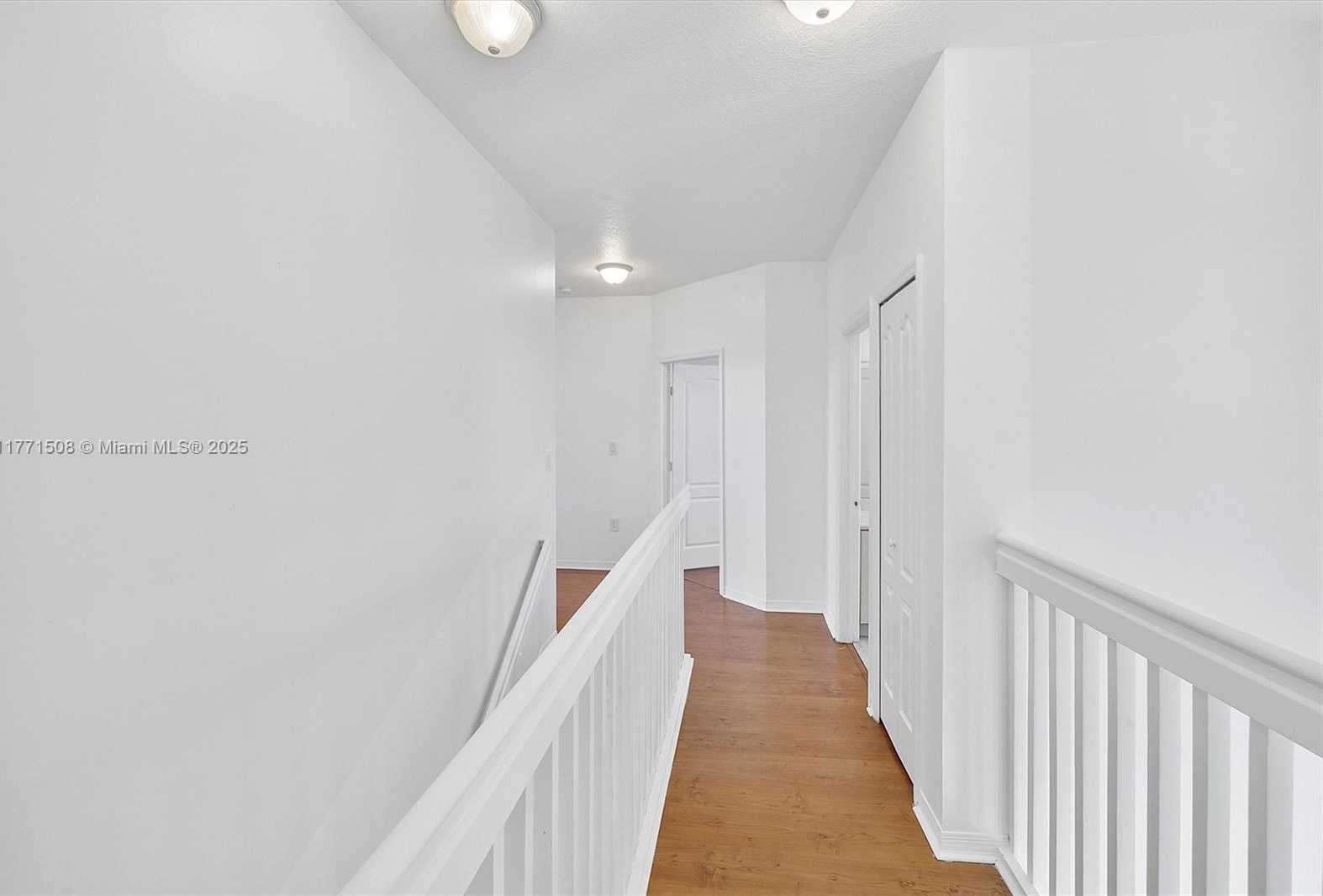 Small Image of 6161 SOUTH WEST 157TH PL, Miami Number 38
