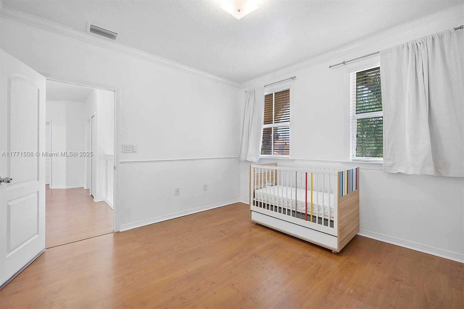 Small Image of 6161 SOUTH WEST 157TH PL, Miami Number 40