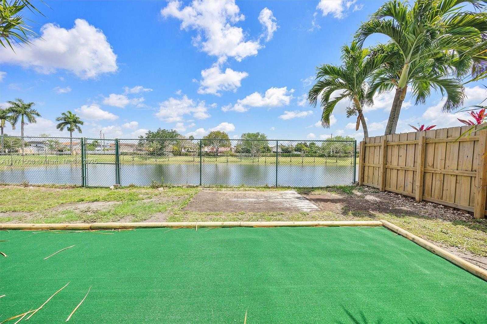 Small Image of 6161 SOUTH WEST 157TH PL, Miami Number 46