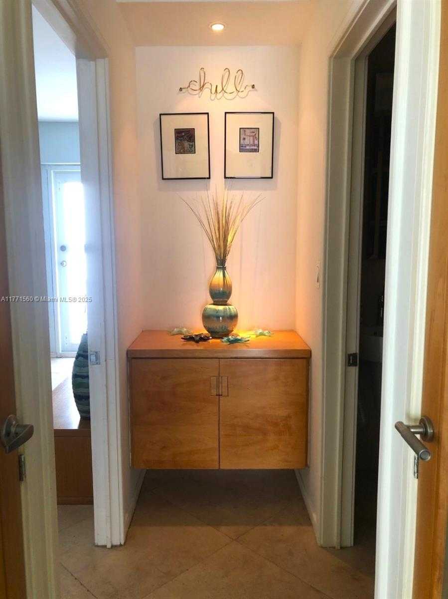 Small Image of 1545 EUCLID AVE #6H, Miami Beach Number 10