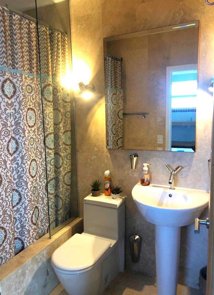 Small Image of 1545 EUCLID AVE #6H, Miami Beach Number 8