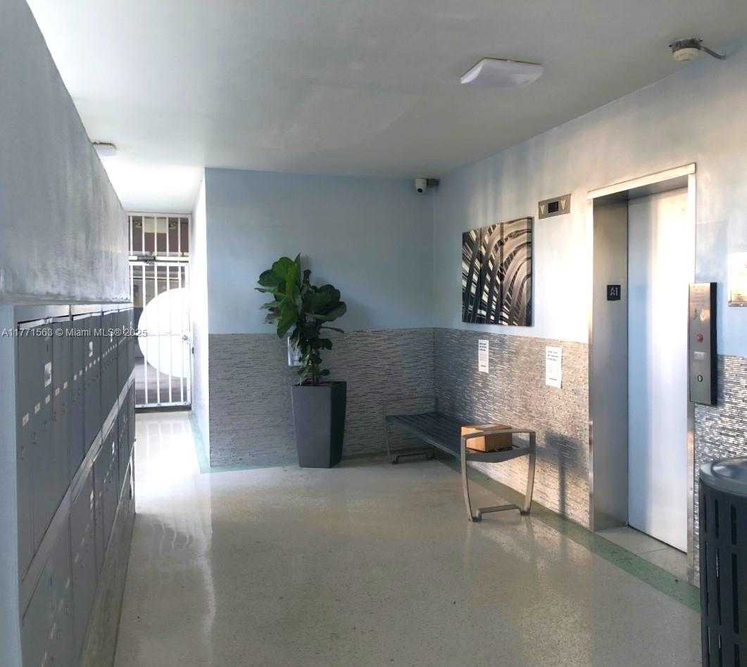 Small Image of 1545 EUCLID AVE #6B, Miami Beach Number 14