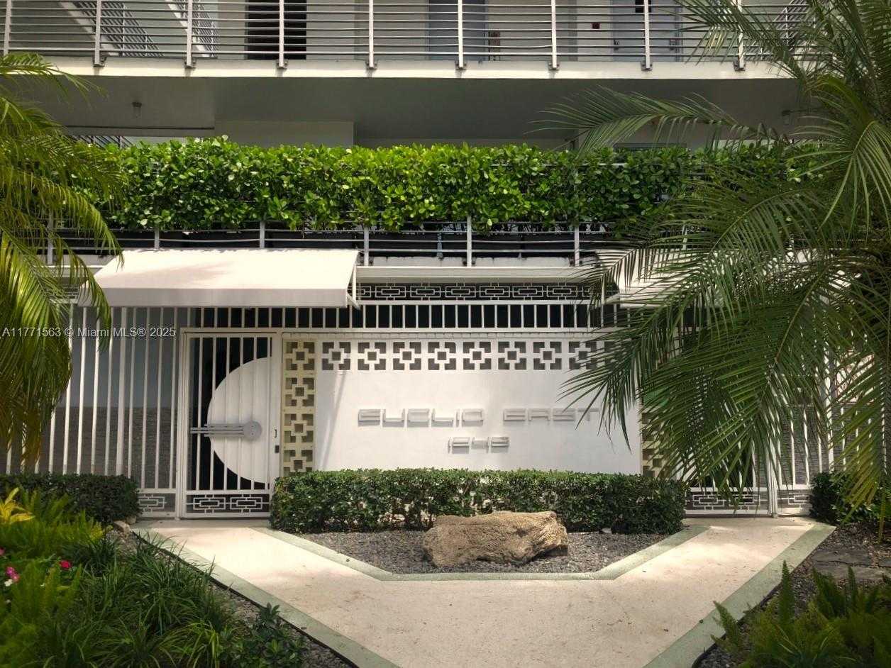 Small Image of 1545 EUCLID AVE #6B, Miami Beach Number 16